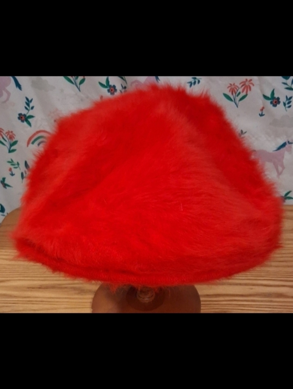 EUC Vintage Y2K Kangol Furgora Red Angora Fur Unisex Causal Beret Hat Cap